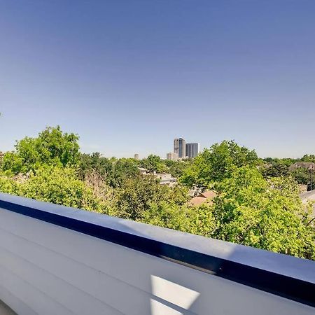 4 Story Home Mins To Downtown Houston With City Views Extérieur photo