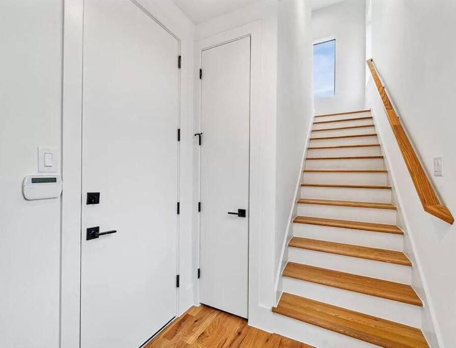 4 Story Home Mins To Downtown Houston With City Views Extérieur photo